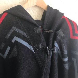 Pendleton Woolen Mills Jacquard Cape